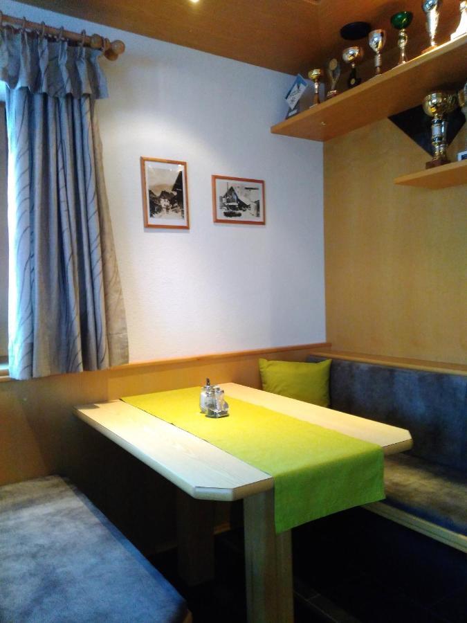 Haus Edelweiss Bed & Breakfast Jerzens Bagian luar foto